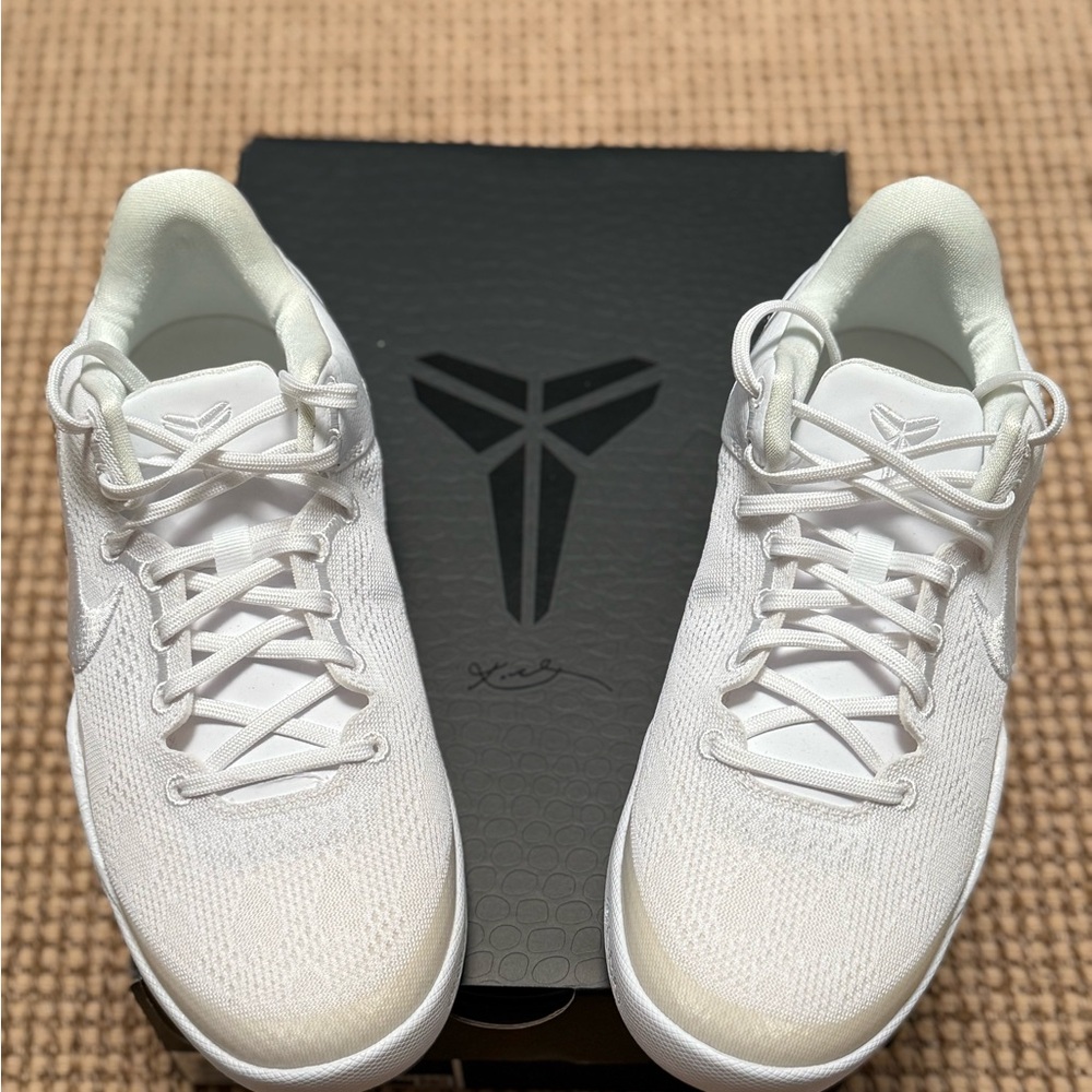 Kobe 8 Protro ‘Halo’ 2023